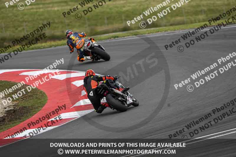 cadwell no limits trackday;cadwell park;cadwell park photographs;cadwell trackday photographs;enduro digital images;event digital images;eventdigitalimages;navarra;no limits trackdays;peter wileman photography;racing digital images;trackday digital images;trackday photos